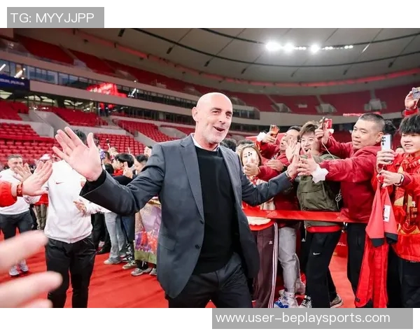 海港三连冠荣耀时刻上海海港足球俱乐部2025赛季总结会圆满召开